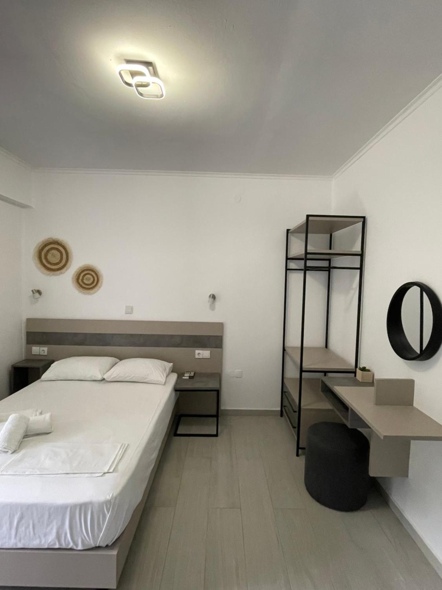 Sunshine Apartments And Rooms Nikiana Esterno foto