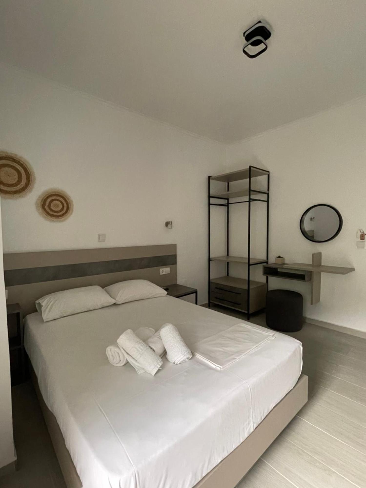 Sunshine Apartments And Rooms Nikiana Esterno foto