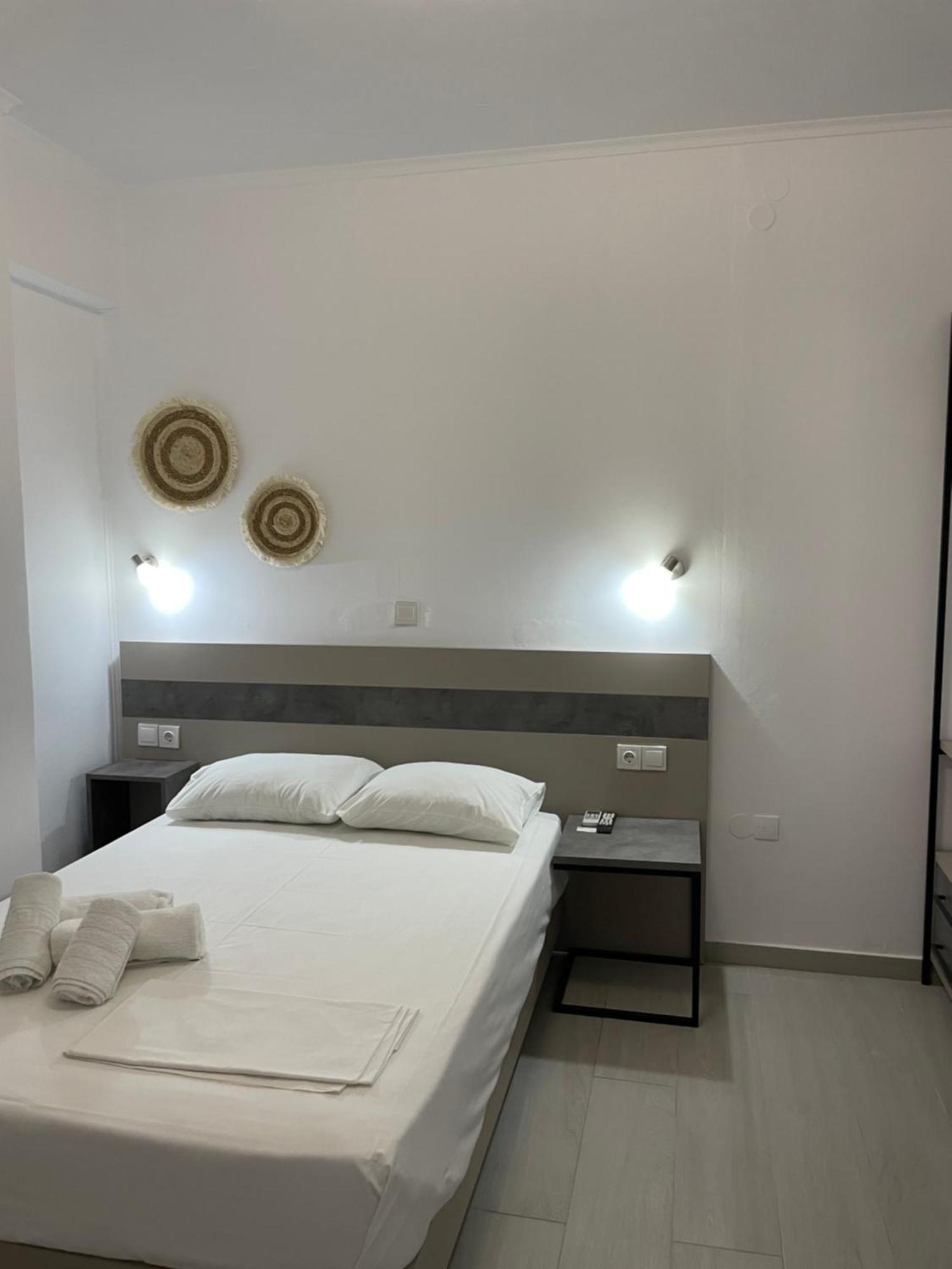 Sunshine Apartments And Rooms Nikiana Esterno foto